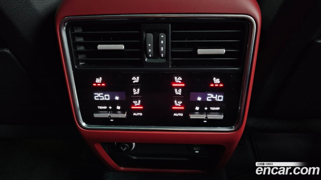 Porsche Cayenne 3.0 PLATINUM EDITION, 2023
