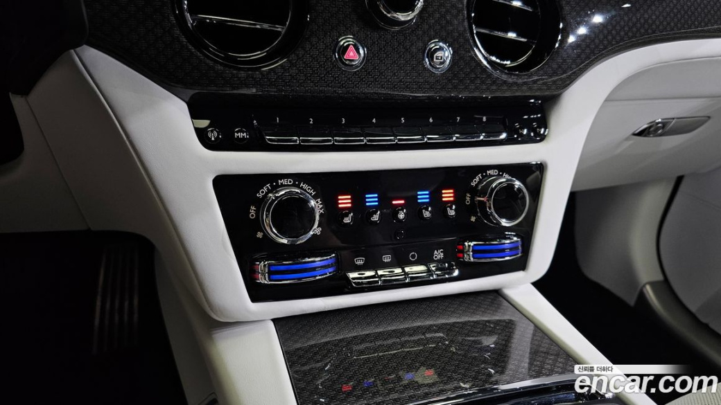 Rolls-Royce Ghost 6.7 V12 Black Badge, 2023