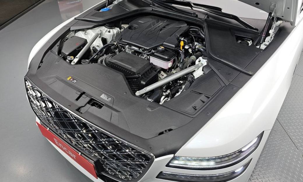 Genesis G80 Gasoline 2.5 Turbo AWD, 2025