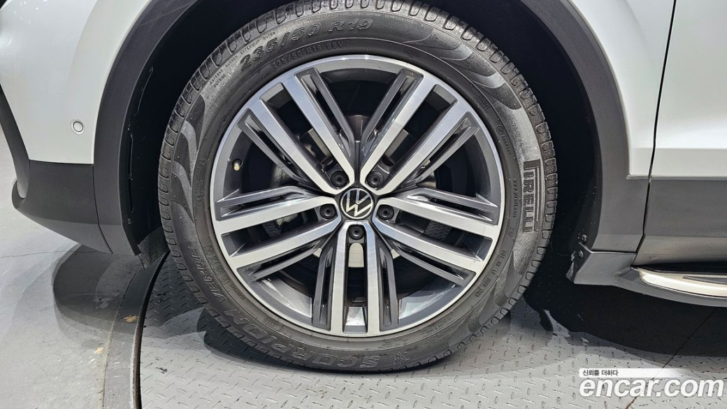 Volkswagen Tiguan 2.0 TDI Prestige, 2022