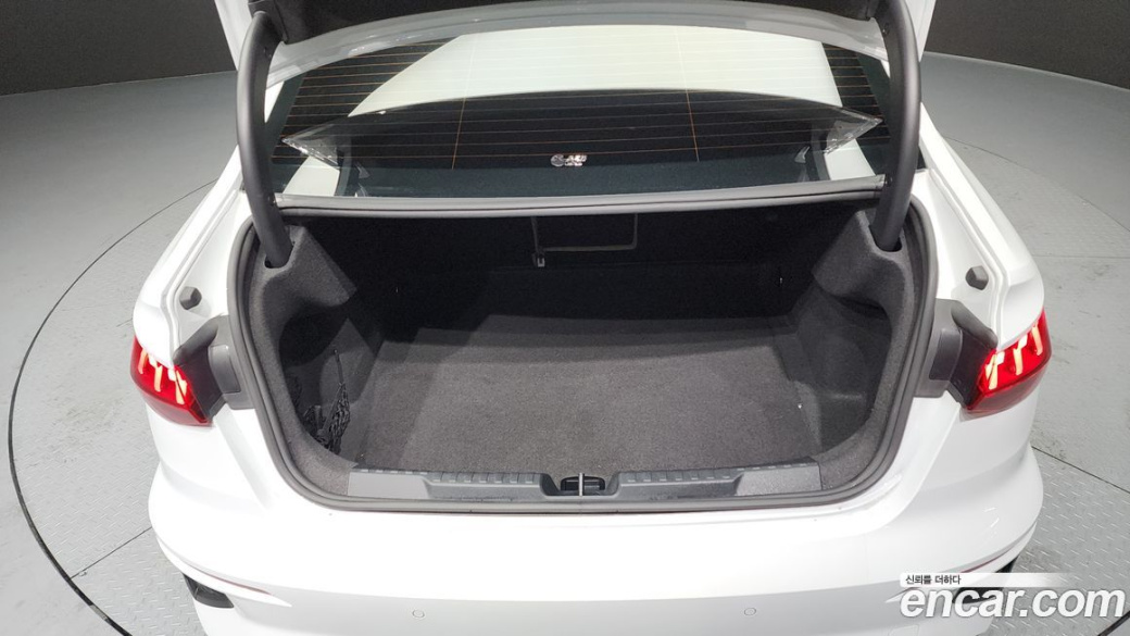 Audi A3 40 TFSI Premium, 2024