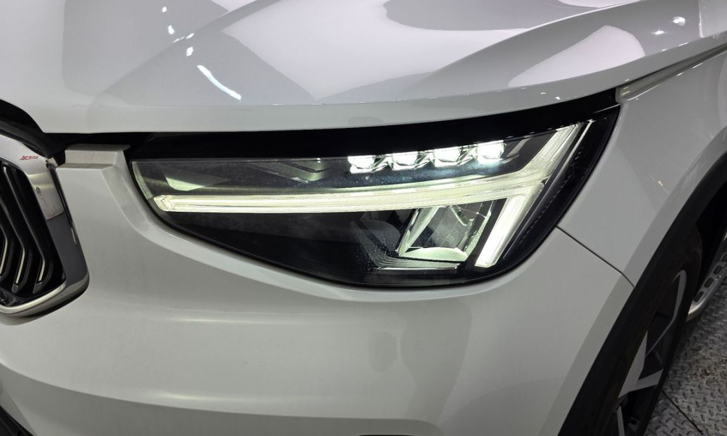 Volvo XC40 B4 Ultimate Bright, 2023