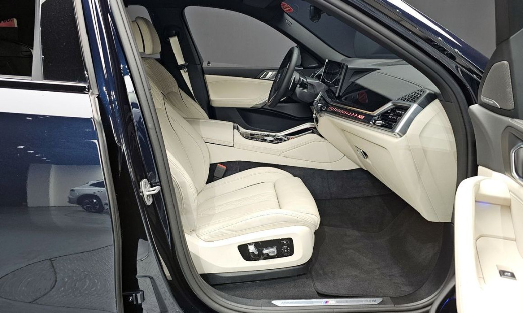 BMW X6 xDrive40i M Sport, 2025