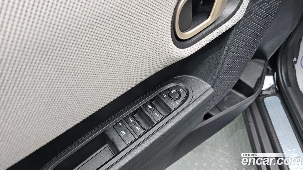 Mini Cooper 5 Door Favoured, 2025