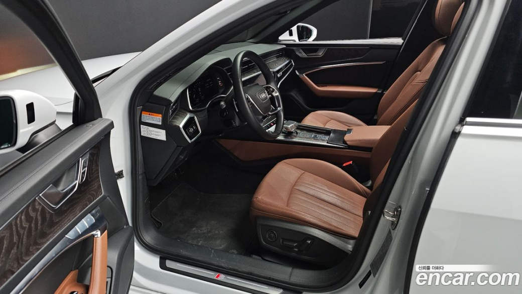 Audi A6 45 TFSI Premium, 2023