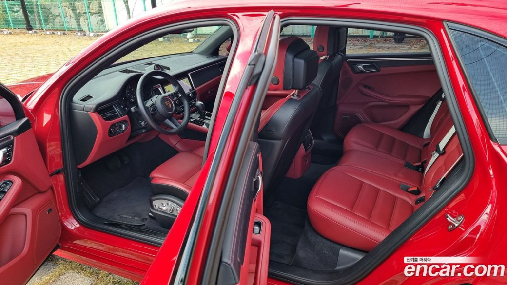 Porsche Macan 2.9 GTS, 2023