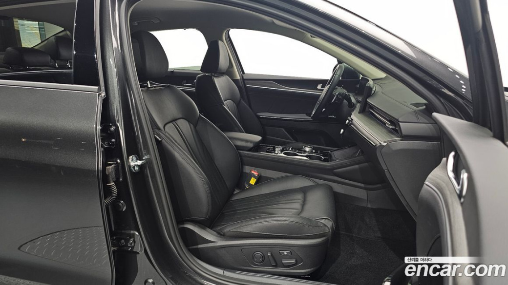 Kia K5 1.6 Turbo, 2025