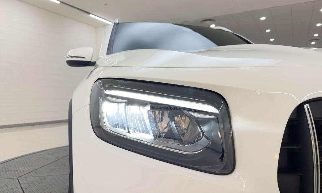 Mercedes-Benz GLB-Class AMG GLB35 4MATIC, 2025