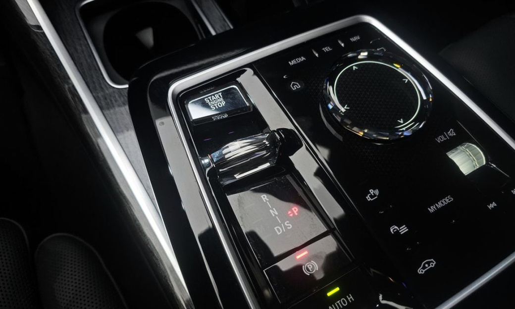 BMW 7-Series 740i xDrive M Sport, 2024
