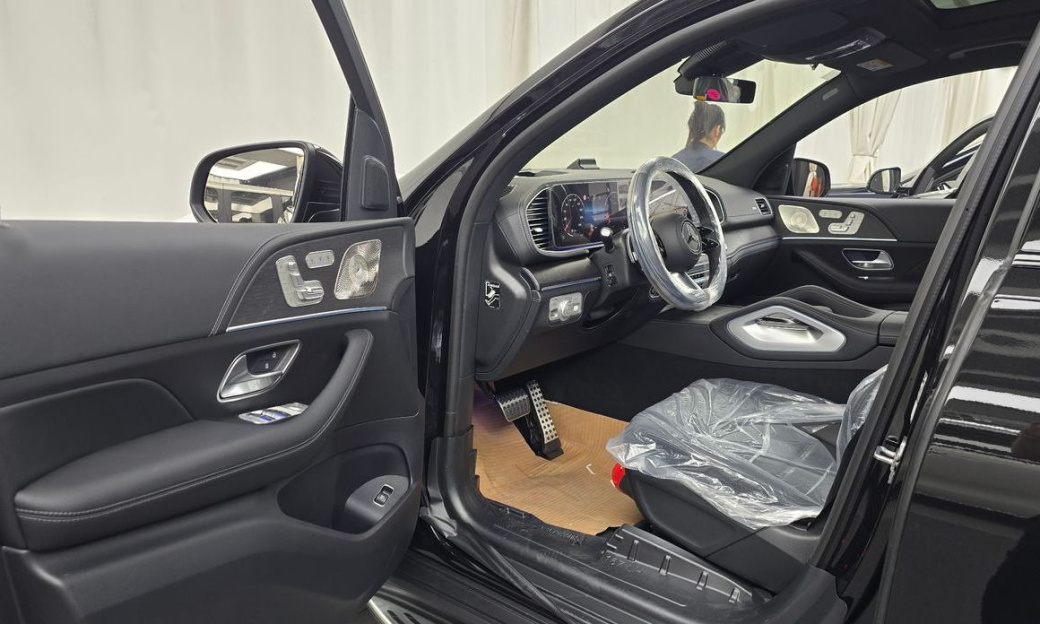 Mercedes-Benz GLS-Class GLS450 4MATIC, 2026