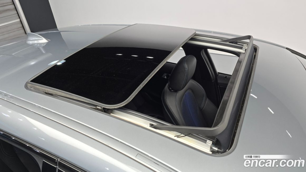 BMW 1-Series 120i M Sports, 2024