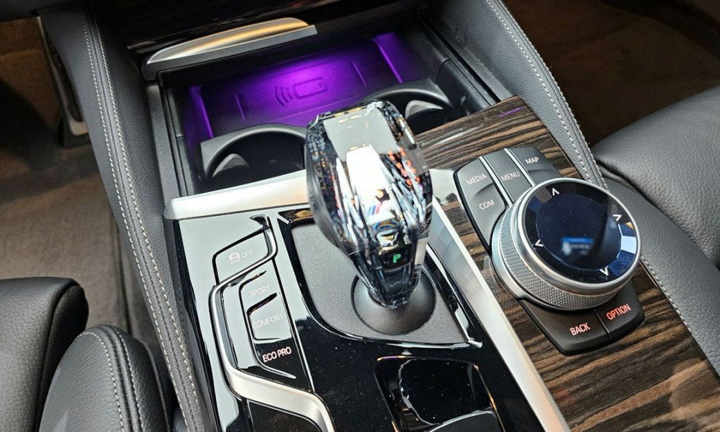 BMW 5-Series 520i M Sport, 2022