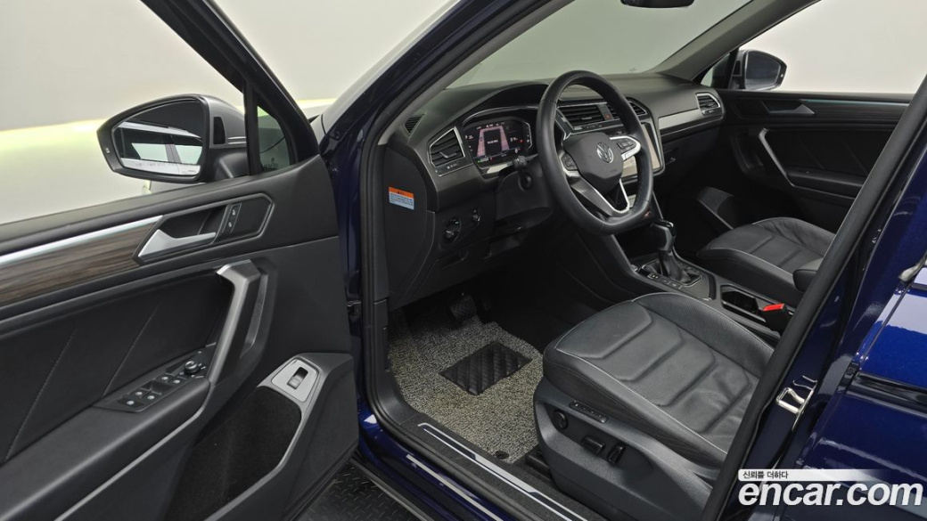 Volkswagen Tiguan 2.0 TSI Prestige, 2023