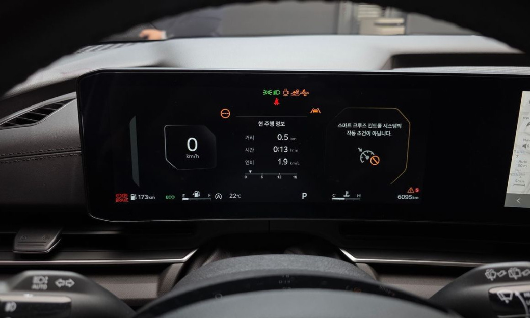 Kia Carnival 9-Seater Noblesse, 2025