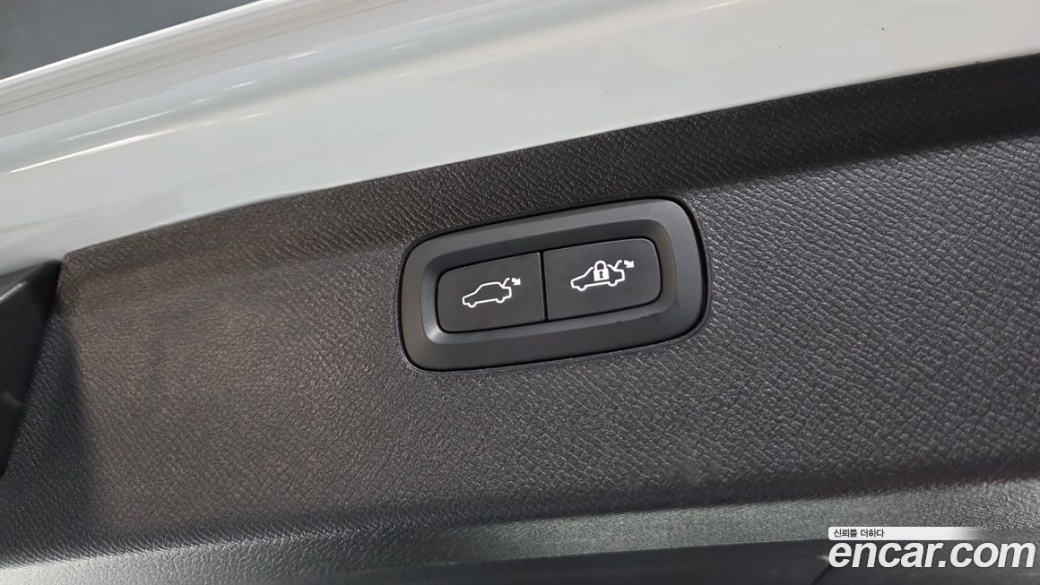 Volvo XC90 B6 Inscription, 2022