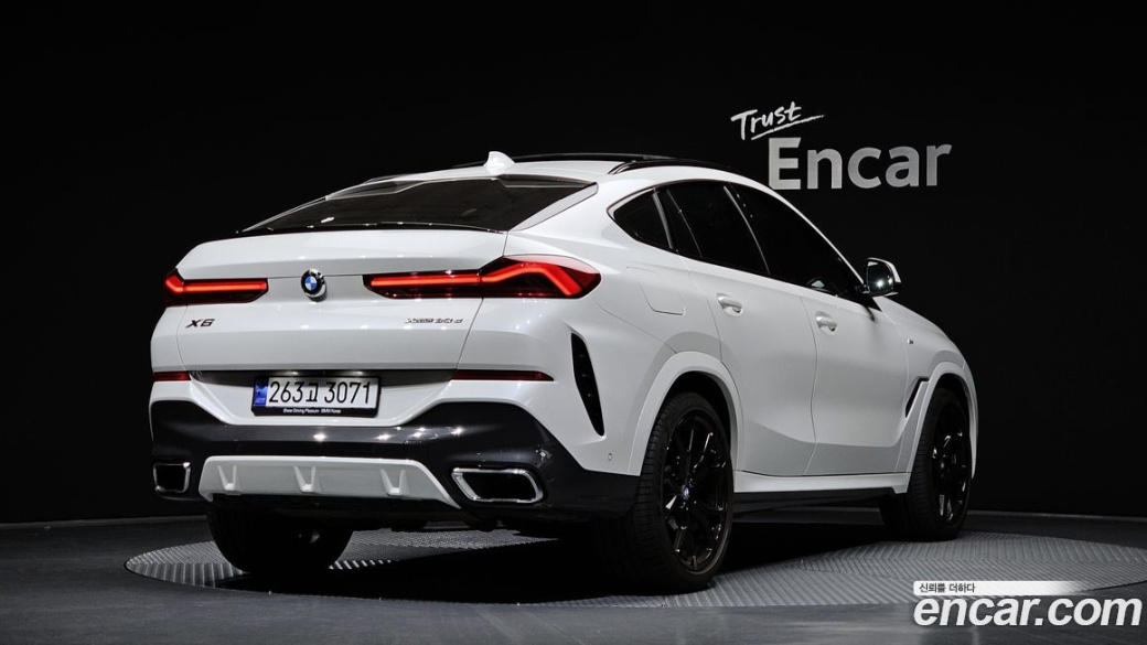BMW X6 xDrive30d M Sport, 2021