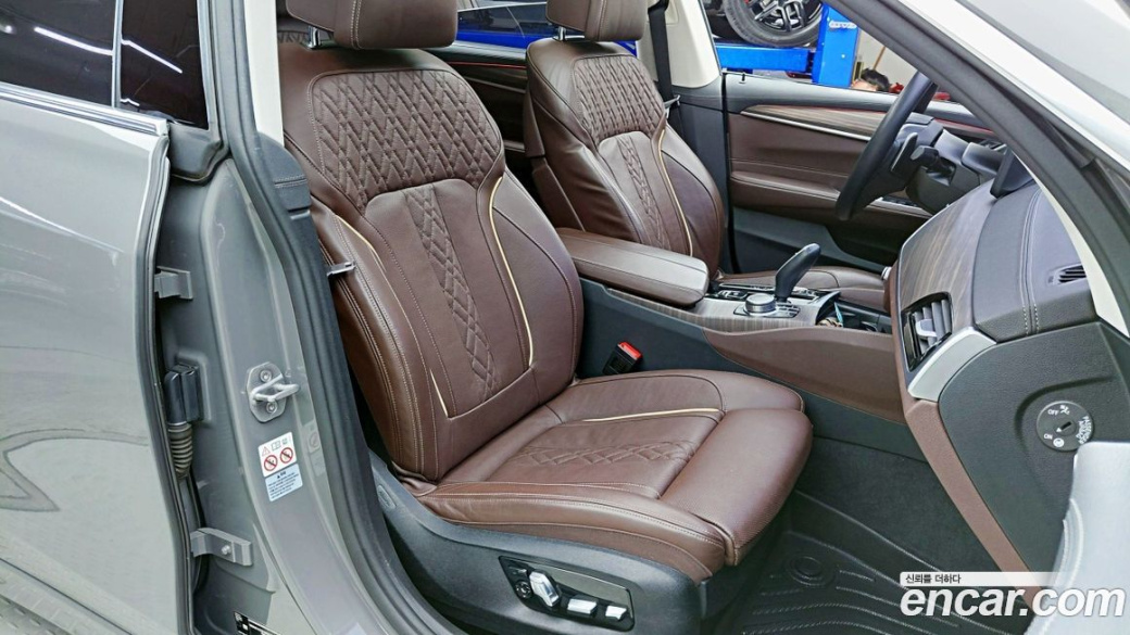 BMW Gran Turismo 630i xDrive Luxury, 2022