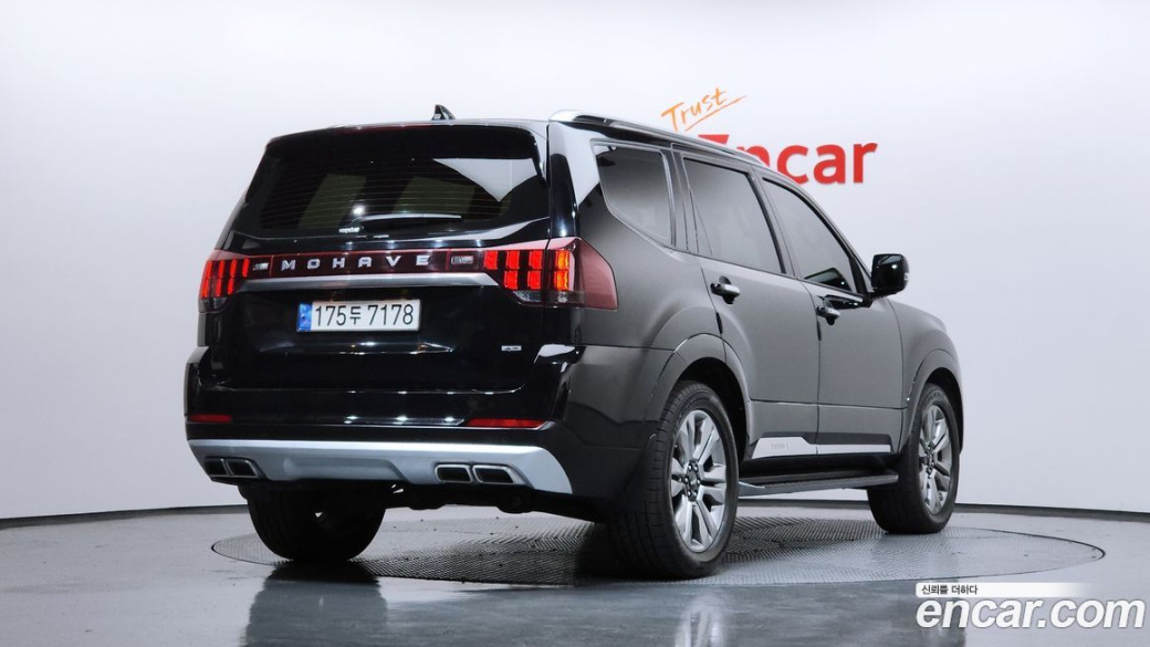 Kia Mohave Diesel 3.0 4WD 5-Seater, 2023