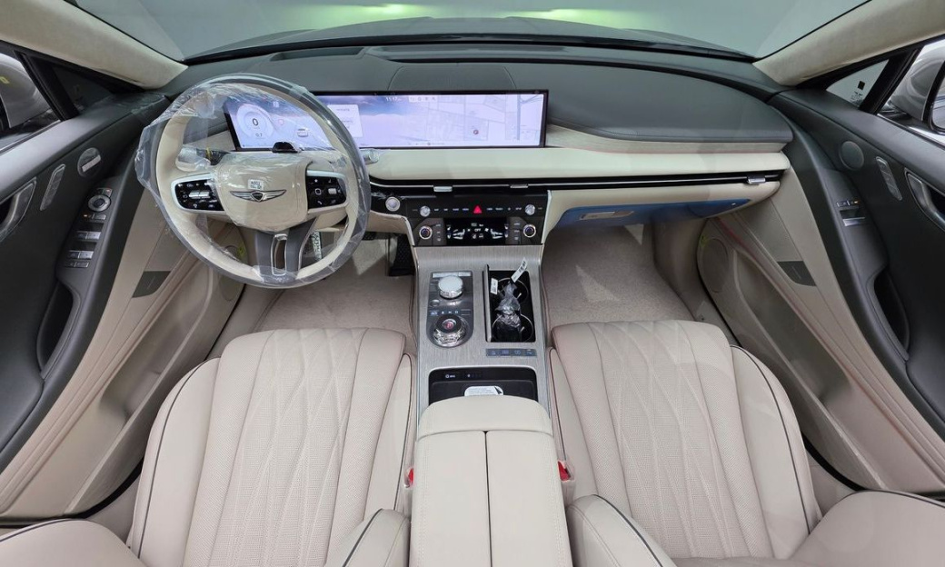 Genesis G80 Gasoline 2.5 Turbo AWD, 2026