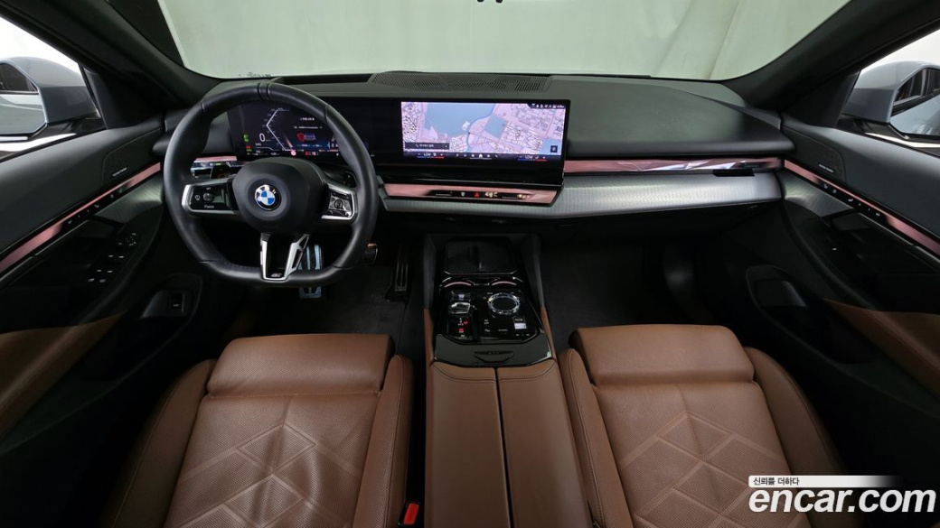 BMW 5-Series 530i xDrive M Sport, 2024