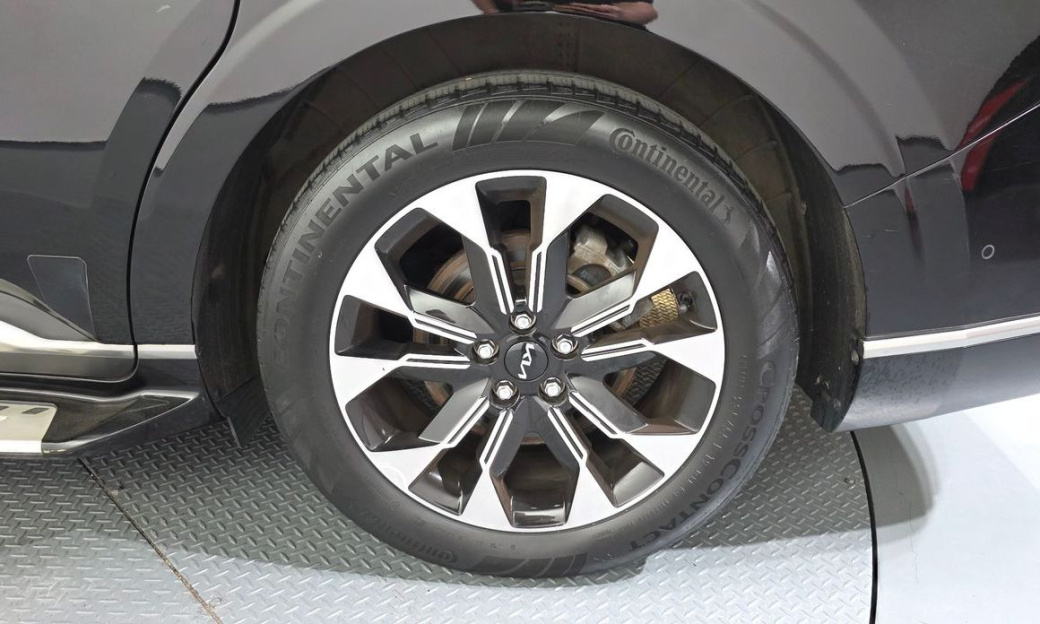 Kia Carnival 7-Seater Hi-Limousine, 2022