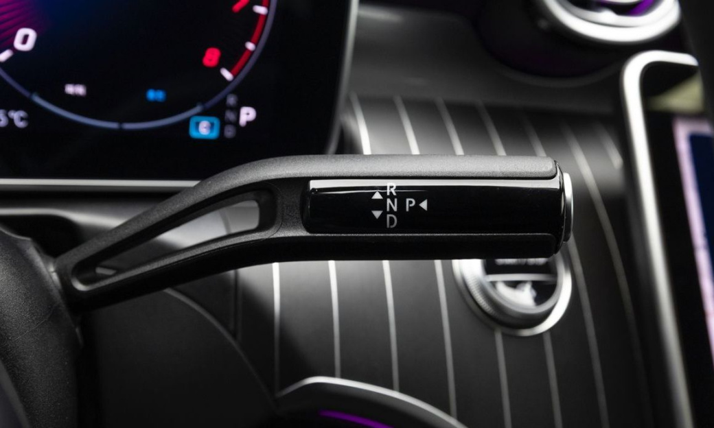 Mercedes-Benz C-Class C200 Avantgarde, 2025