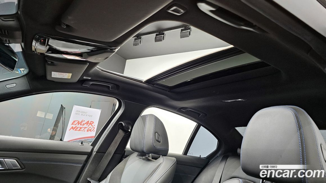 BMW 3-Series 320i M Sport, 2022