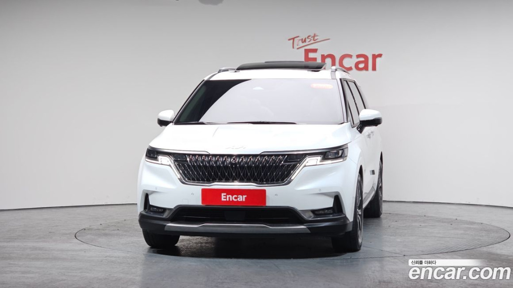 Kia Carnival 9-Seater Signature, 2023