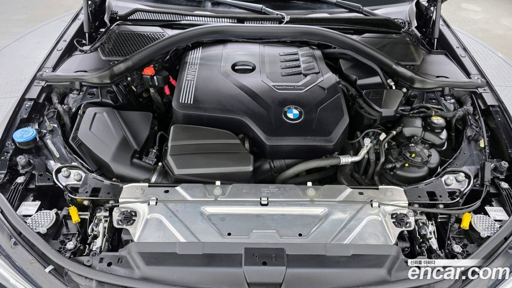 BMW 3-Series 320i M Sport, 2022