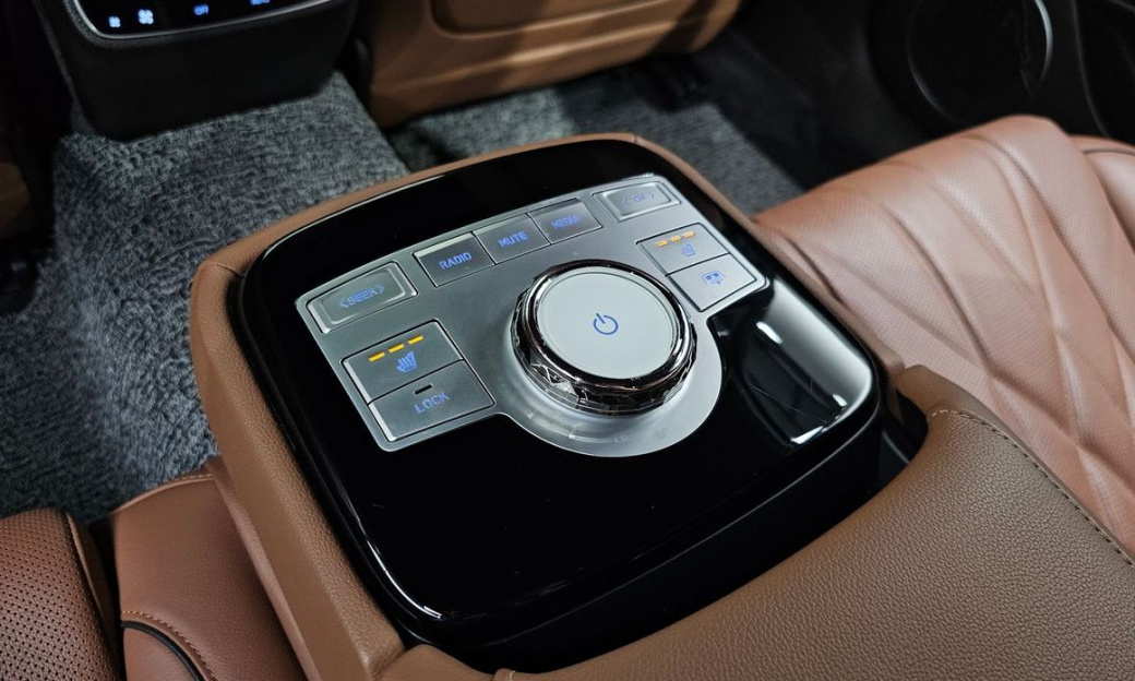 Genesis G80 Gasoline 2.5 Turbo AWD, 2024