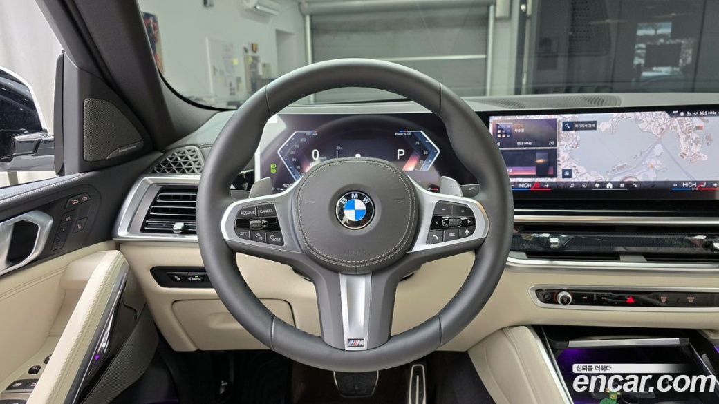 BMW X6 xDrive40i M Sport, 2025