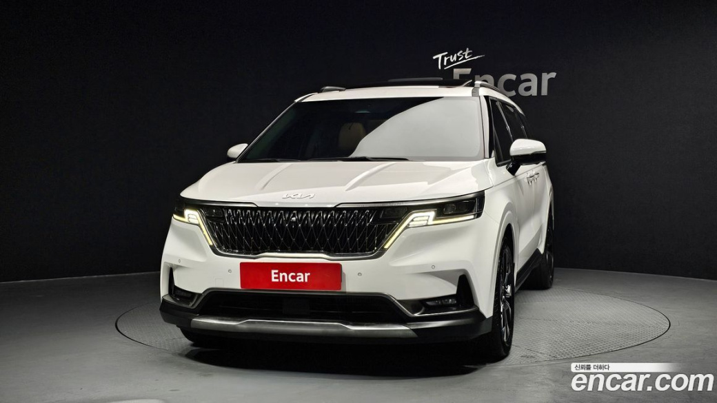 Kia Carnival 9-Seater Signature, 2022