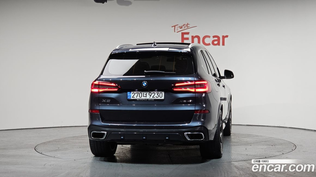 BMW X5 xDrive 40i M Sport, 2022