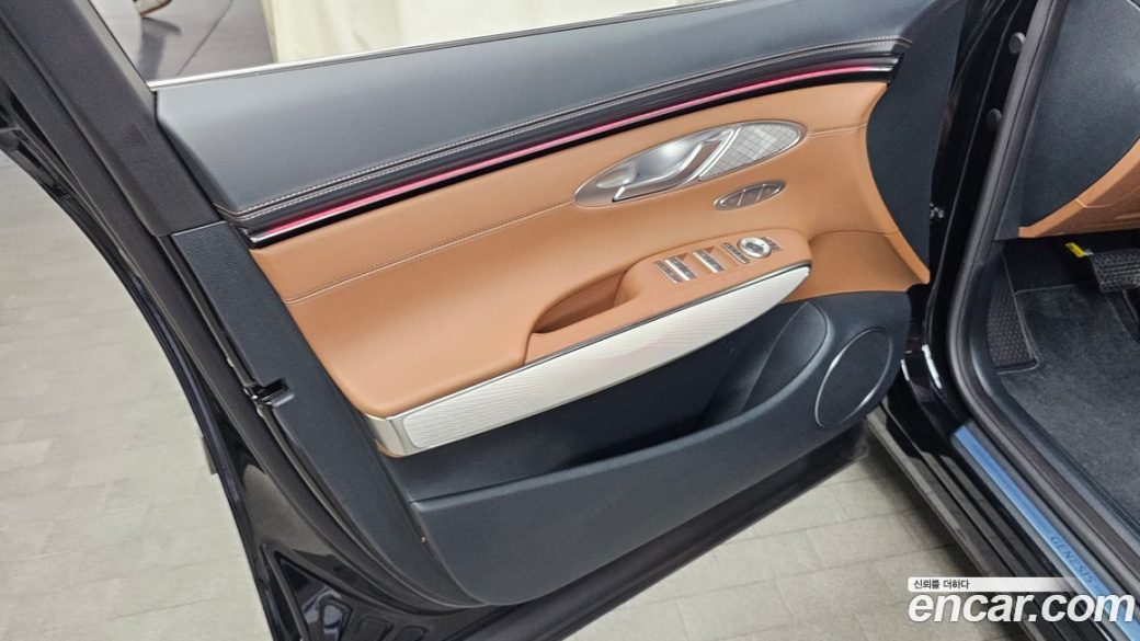 Genesis GV70 2.5T Gasoline AWD, 2025
