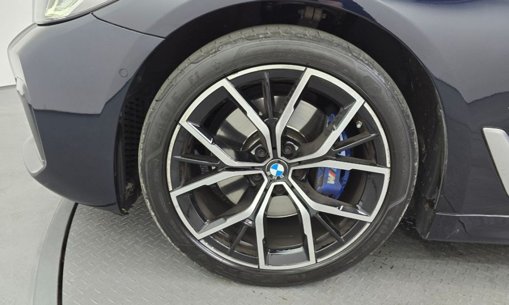 BMW 5-Series 530i M Sport Package, 2022