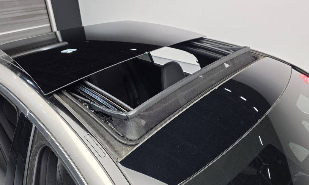 Mercedes-Benz C-Class C200 AMG Line, 2024