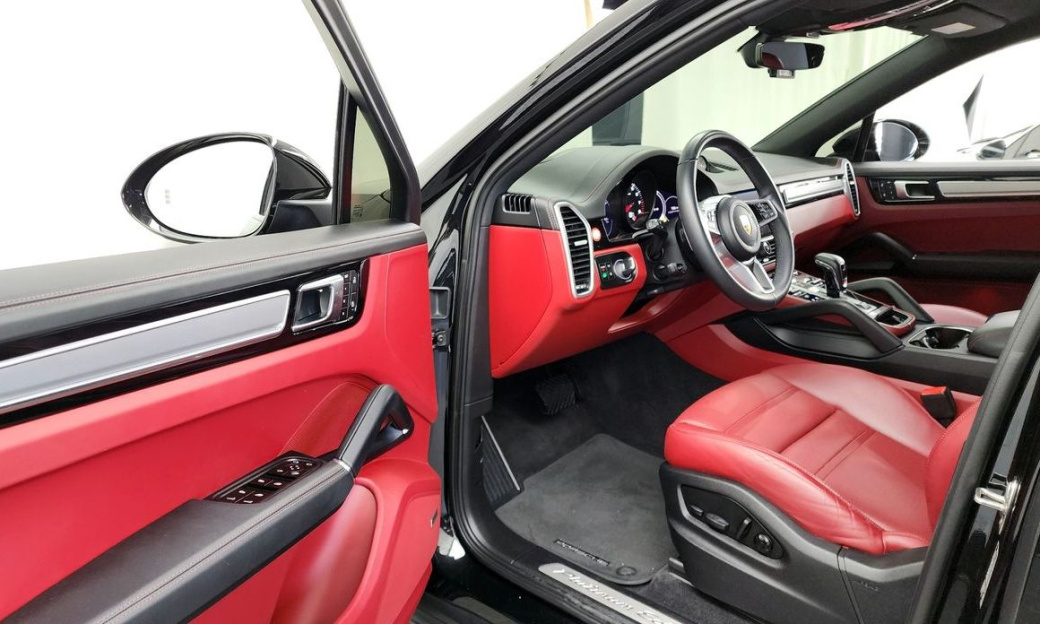 Porsche Cayenne 3.0 COUPE PLATINUM EDITION, 2023