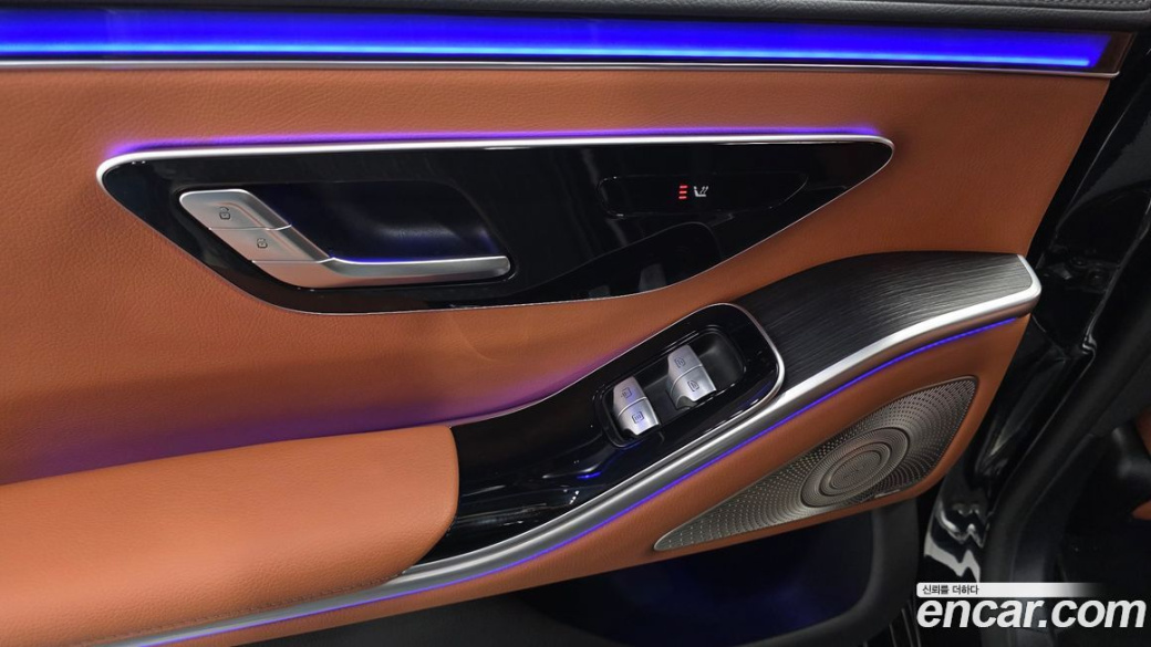 Mercedes-Benz S-Class S350 d, 2023