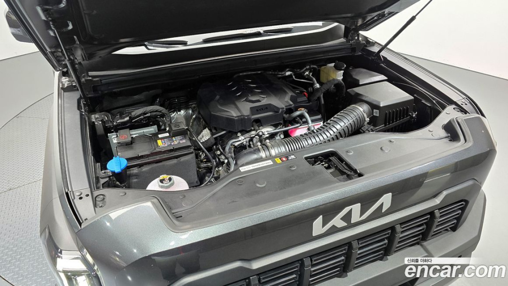 Kia Tasman 2.5T Gasoline 4WD, 2026