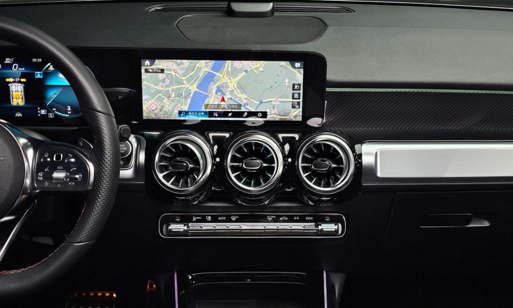 Mercedes-Benz GLB-Class GLB250 4MATIC, 2023