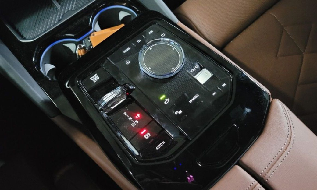 BMW 5-Series 530i xDrive M Sport, 2025