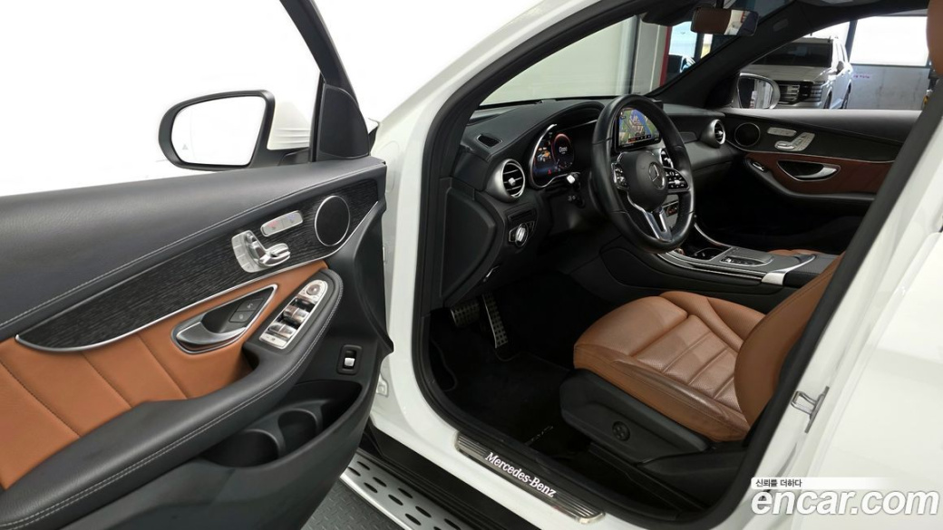 Mercedes-Benz GLC-Class GCL300 4MATIC Coupe, 2023