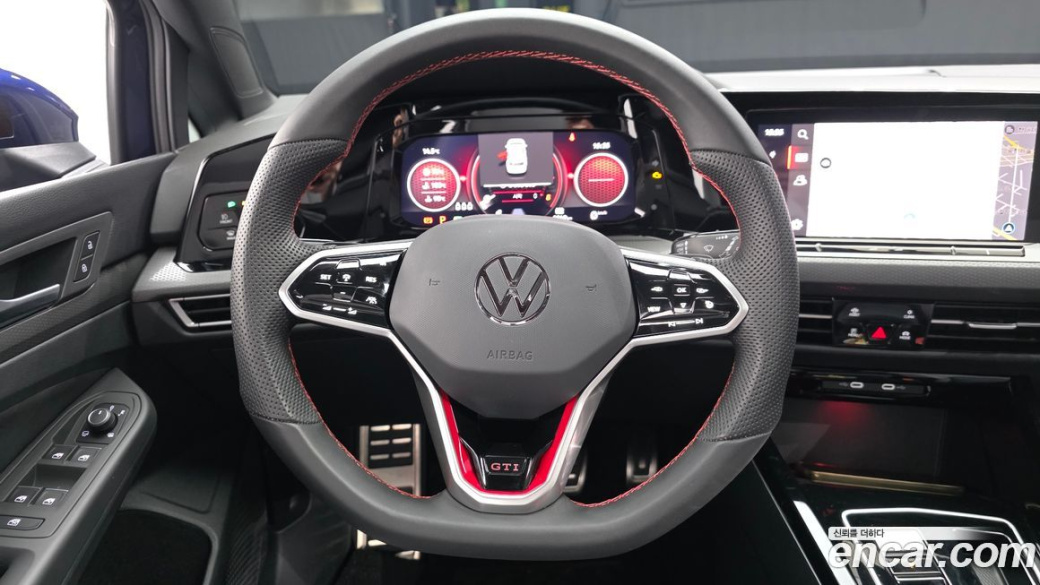 Volkswagen Golf 2.0 GTI, 2024