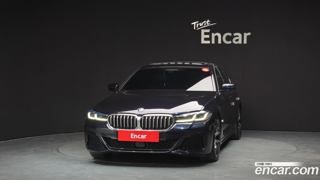 BMW 5-Series 530i M Sport Package, 2023