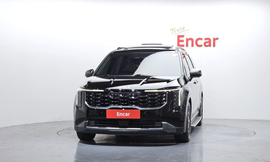 Kia Carnival 9-Seater Gravity, 2025