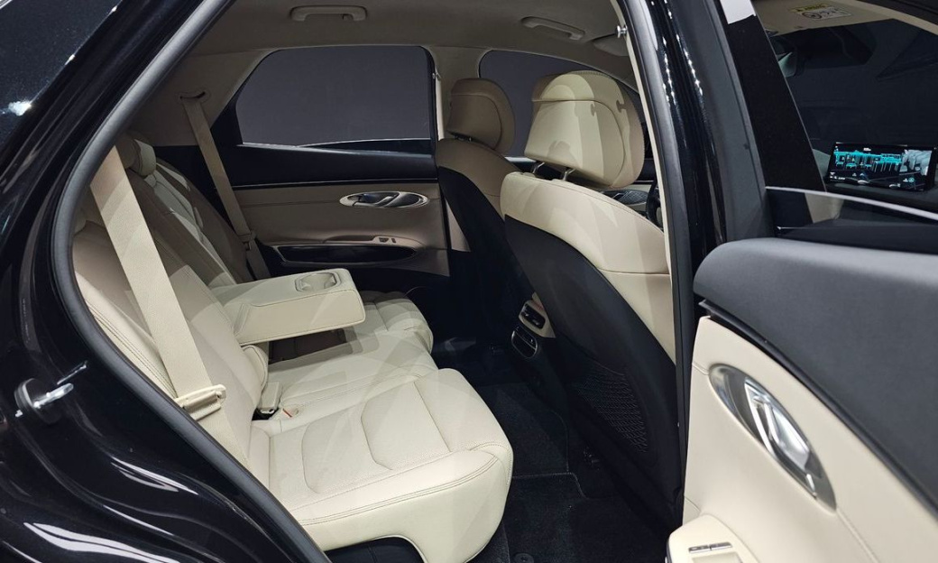 Genesis GV70 2.5T Gasoline AWD, 2024