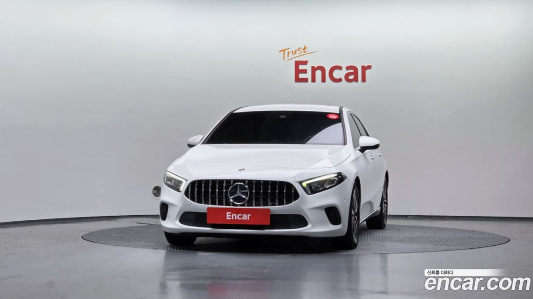 Mercedes-Benz A-Class A200d Sedan, 2023