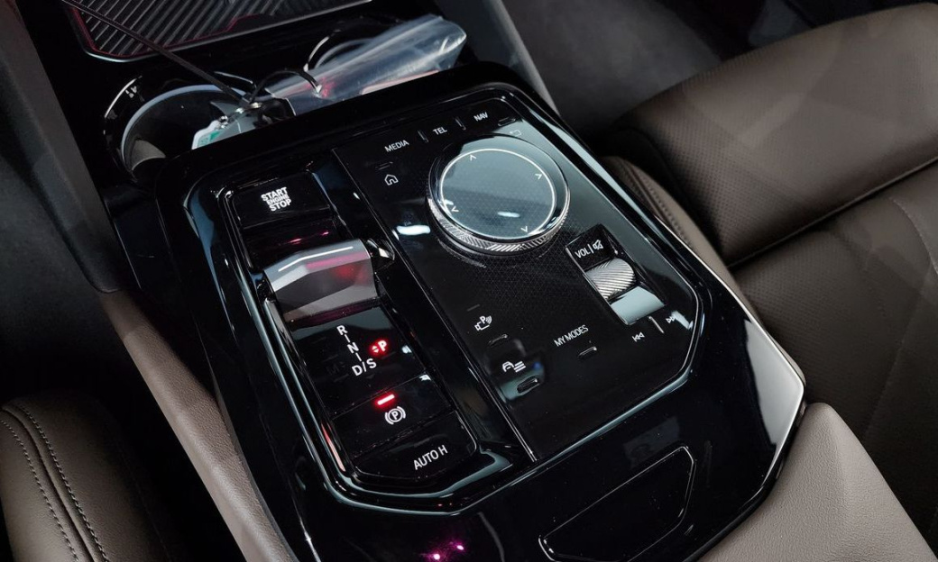 BMW 5-Series 520i M Sport, 2024