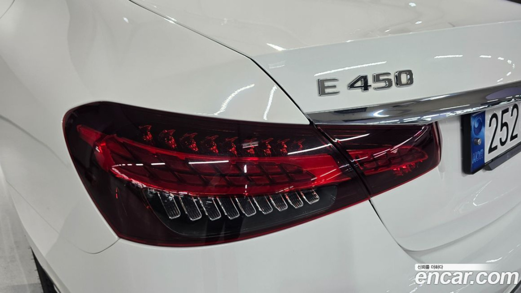 Mercedes-Benz E-Class E450 4MATIC Exclusive, 2022