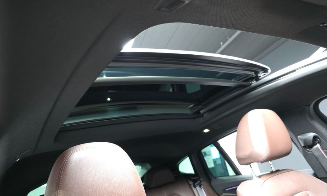 BMW X4 xDrive20i M Sports Pro, 2022